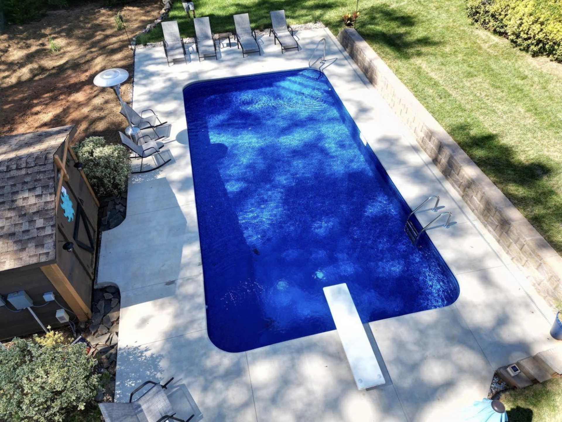 16' x 32' pool