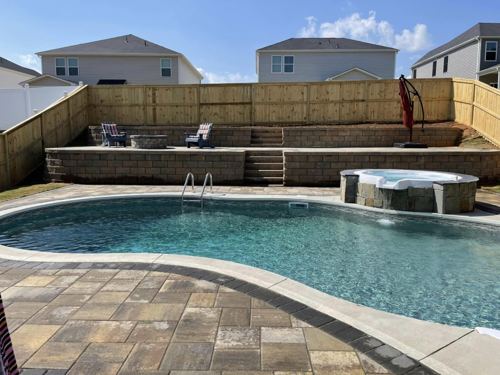 16' x 32' lagoon with spa